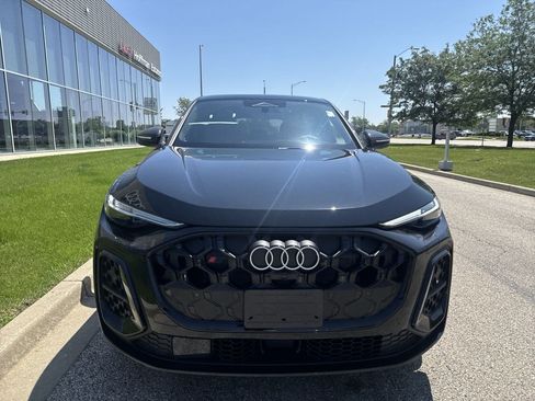 New 2026 Audi SQ5 Prestige AWD/4WD image 25
