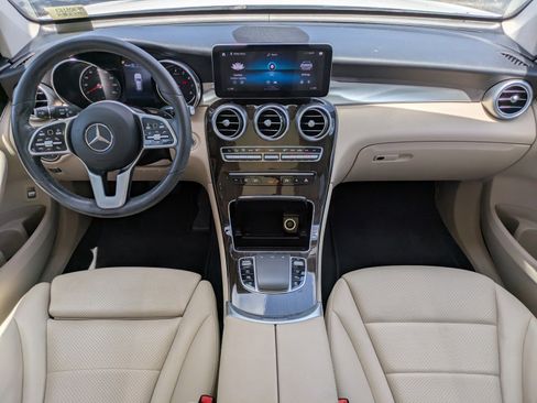Used 2021 Mercedes-Benz GLC 300 image 13