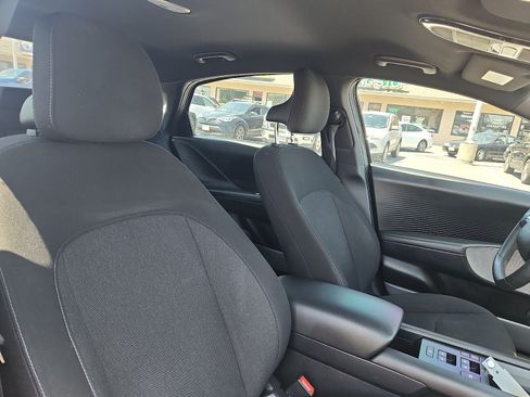 Used 2025 Hyundai Ioniq 6 SE AWD/4WD image 32