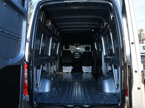 Used 2026 Mercedes-Benz Sprinter 3500 image 29