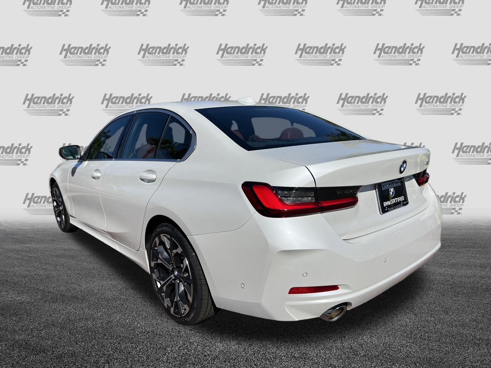 Certified 2025 BMW 330i Sedan RWD image 8