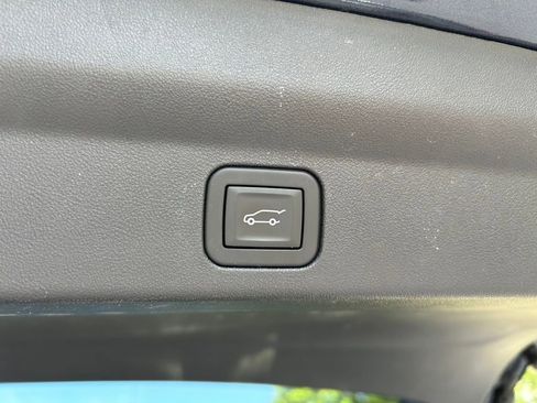 Used 2025 Cadillac Escalade IQ Luxury 2 w/ LPO, Premium Carpet Package AWD/4WD image 60