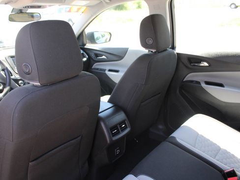 Used 2019 Chevrolet Equinox LS w/ LPO, Floor Liner Package FWD image 16