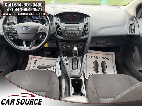 Used 2015 Ford Focus SE w/ SE Sport Package image 8