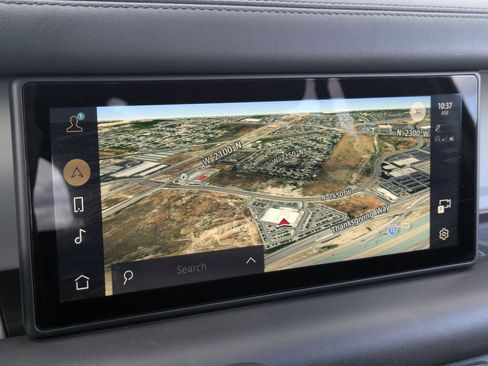 Used 2023 Land Rover Defender 110 X-Dynamic SE image 21