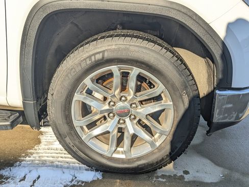 Used 2019 GMC Sierra 1500 SLT w/ SLT Premium Plus Package image 22