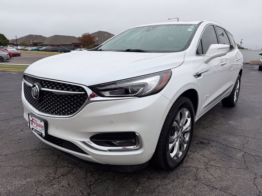 Used 2021 Buick Enclave Avenir w/ Avenir Technology Package FWD image 10