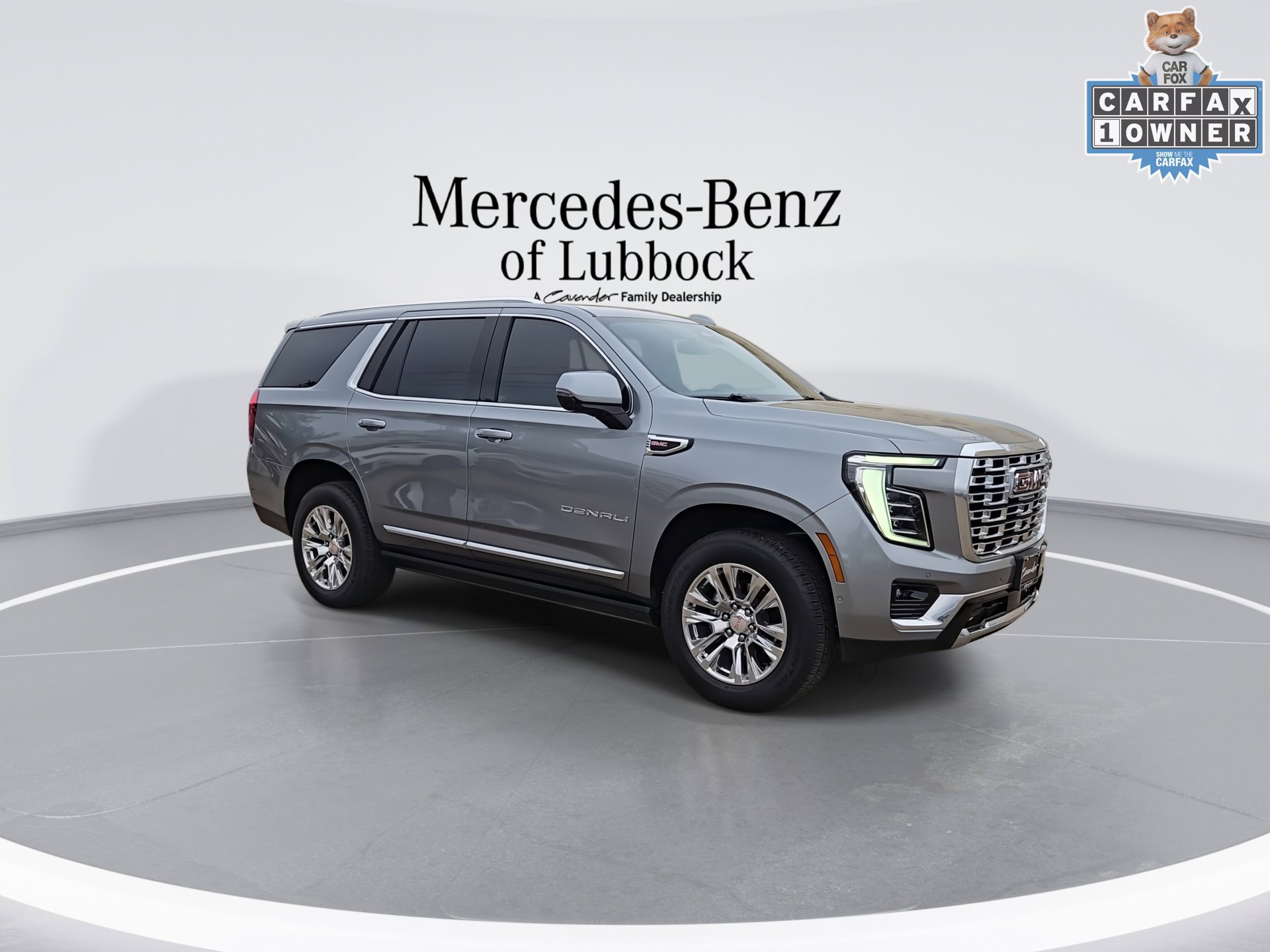 Used 2026 GMC Yukon Denali w/ Sun & Power Step Package AWD/4WD image 2