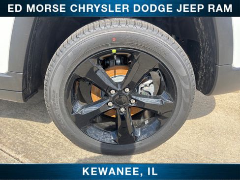 New 2026 Jeep Grand Cherokee Limited AWD/4WD image 18