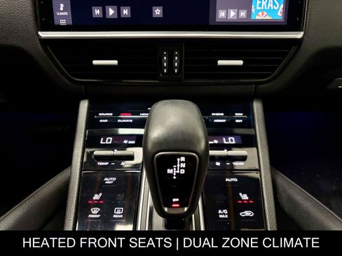 Used 2019 Porsche Cayenne AWD/4WD image 29