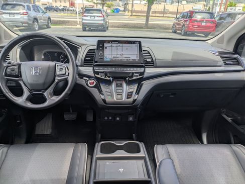 Certified 2025 Honda Odyssey Elite image 28