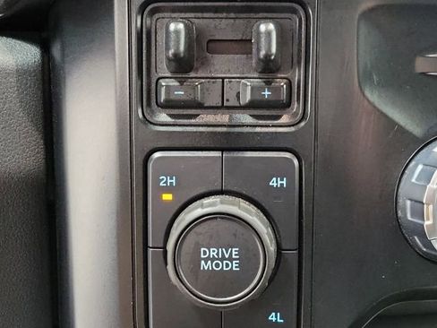 Used 2023 Ford F350 Lariat w/ Lariat Ultimate Package image 35