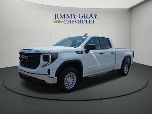 Used 2025 GMC Sierra 1500 Pro w/ Pro Value Package AWD/4WD image 1