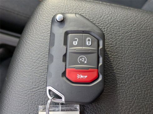 New 2026 Jeep Gladiator Sport image 28