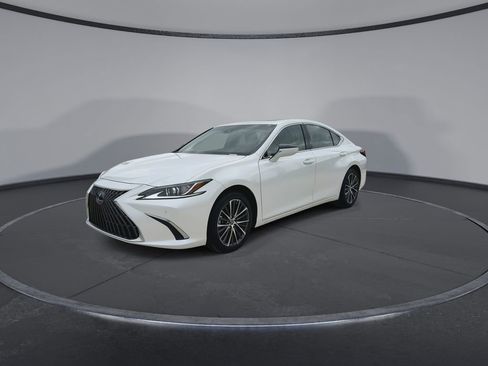 Used 2025 Lexus ES 350 w/ Premium Package FWD image 4