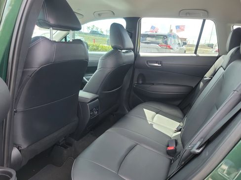 Used 2023 Toyota Corolla Cross XLE image 18