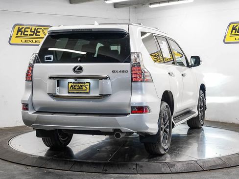 Used 2023 Lexus GX 460 Premium w/ Premium Package AWD/4WD image 4