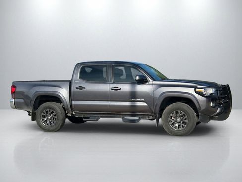 Used 2020 Toyota Tacoma SR5 image 4