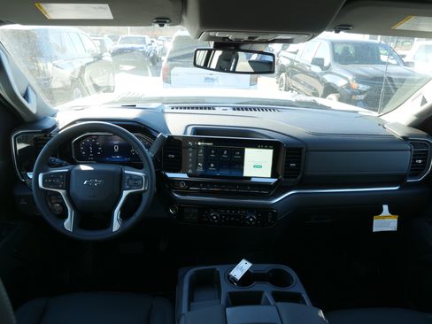 New 2026 Chevrolet Silverado 2500 LT w/ Trail Boss Package image 18