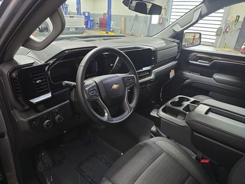 New 2026 Chevrolet Silverado 1500 LT AWD/4WD image 17