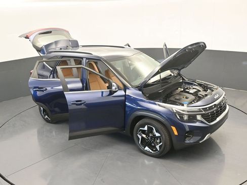 Used 2024 Kia Seltos EX image 69