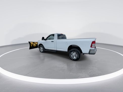 Used 2023 RAM 2500 Tradesman AWD/4WD image 13