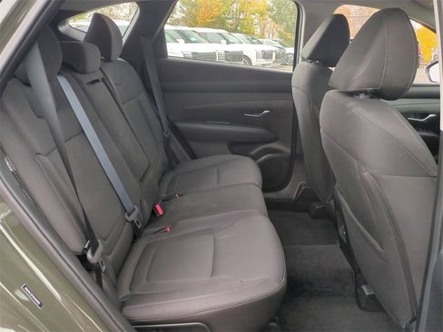 Certified 2025 Hyundai Tucson SE image 25