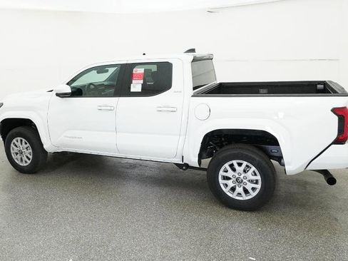 New 2026 Toyota Tacoma SR5 image 11