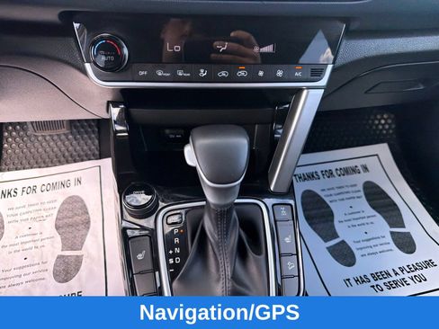 Used 2023 Kia Seltos S w/ Navigation Package AWD/4WD image 16