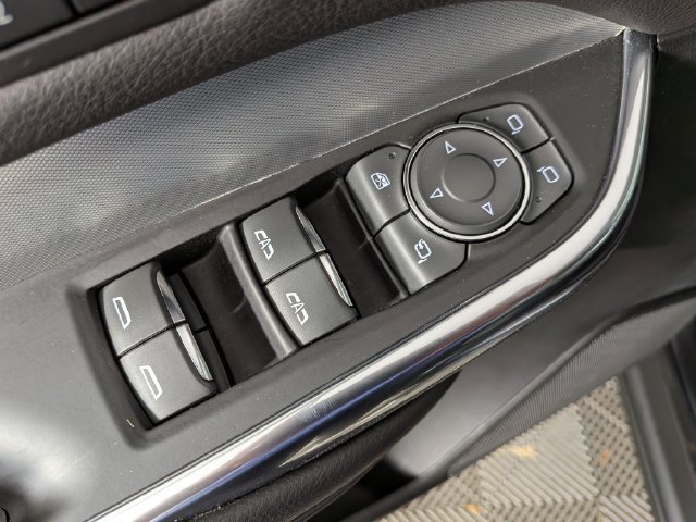 Certified 2023 Cadillac XT4 Premium Luxury w/ Cold Weather Package FWD image 15