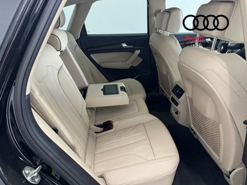Used 2024 Audi Q5 2.0T Premium w/ Convenience Package AWD/4WD image 23