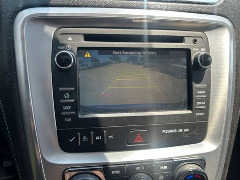 Used 2015 GMC Acadia SLT AWD/4WD image 16