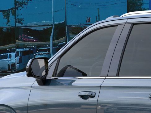 New 2026 Chevrolet Suburban LT w/ Comfort Package image 38