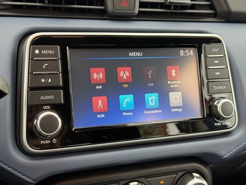 Used 2023 Nissan Versa SV image 25