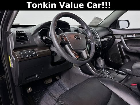 Used 2013 Kia Sorento LX w/ Convenience Pkg image 10