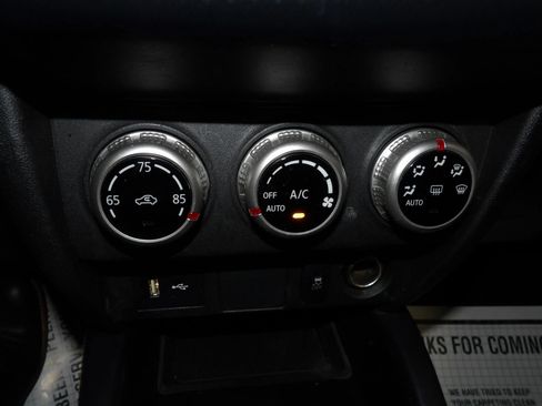 Used 2020 Mitsubishi Outlander Sport ES image 13