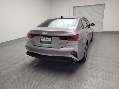 Used 2023 Kia Forte LXS image 7