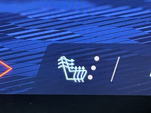 Used 2026 Chevrolet Traverse LT image 33