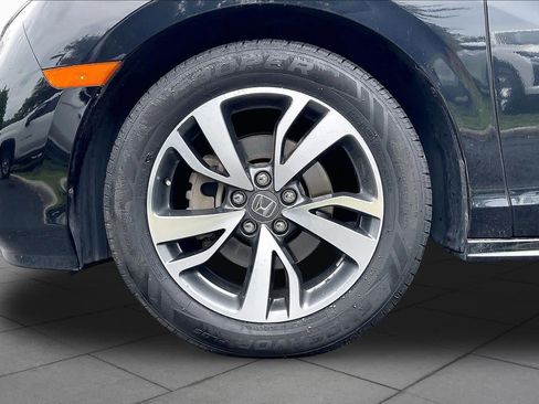 Used 2023 Honda Odyssey Touring image 10