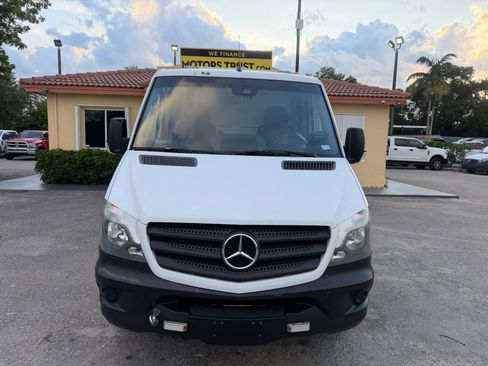 Used 2017 Mercedes-Benz Sprinter 3500 w/ Suspension Package II image 10