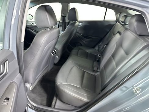 Used 2021 Hyundai Ioniq Limited image 25
