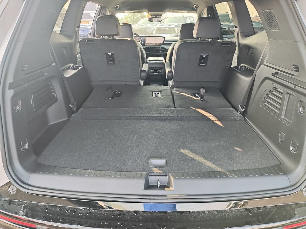 New 2026 Buick Enclave Sport Touring FWD image 9