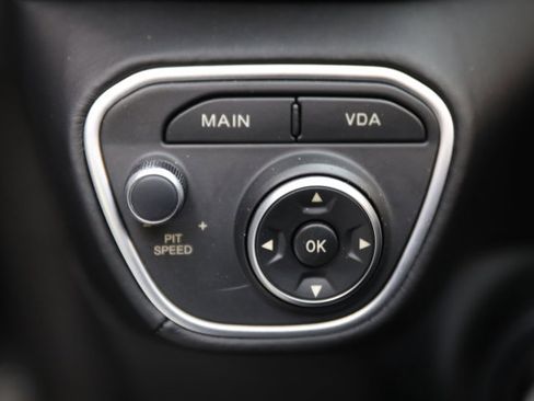 Used 2016 Ferrari California T image 76