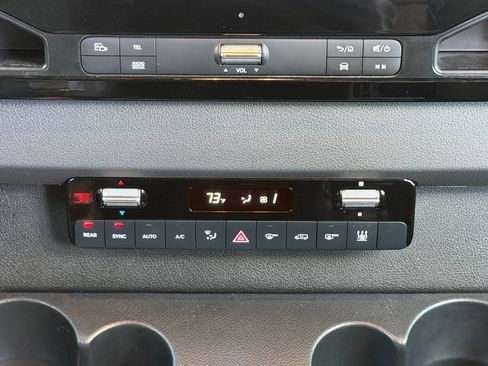 Used 2025 Mercedes-Benz Sprinter 2500 image 15