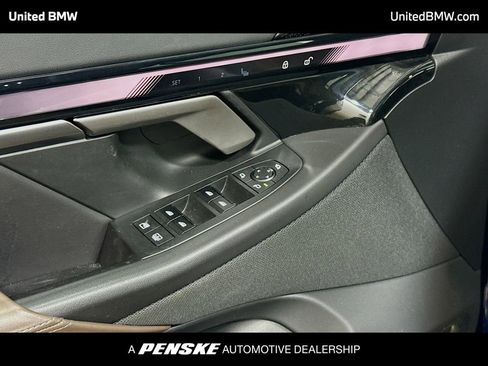 Used 2025 BMW i5 xDrive40 w/ Executive Package image 3