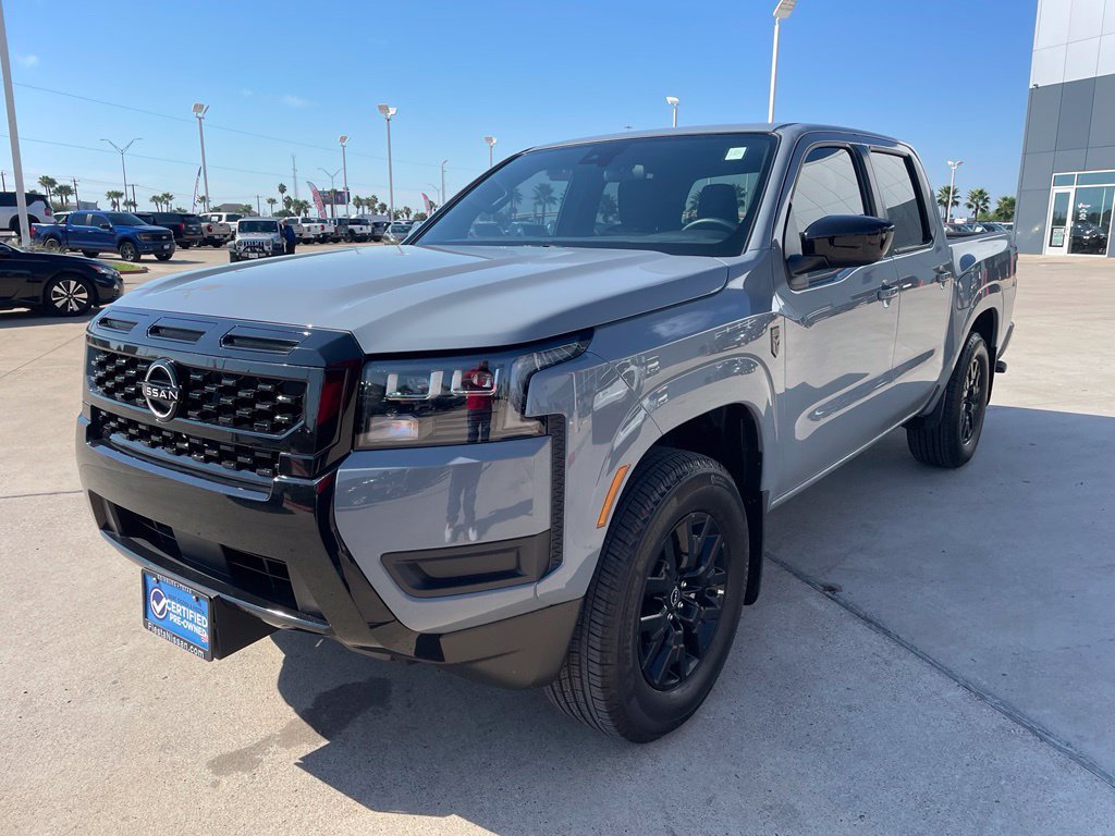Used 2026 Nissan Frontier SV w/ Tow Package RWD image 3