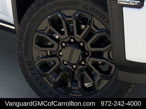 New 2026 GMC Sierra 2500 Denali Ultimate AWD/4WD image 9
