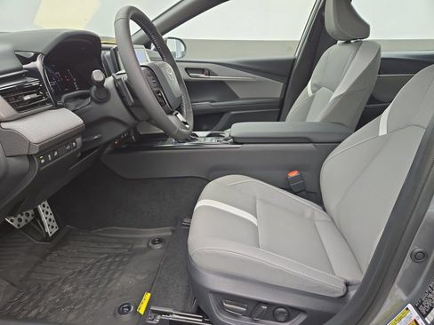 Certified 2026 Toyota Camry SE w/ Convenience Package FWD image 15