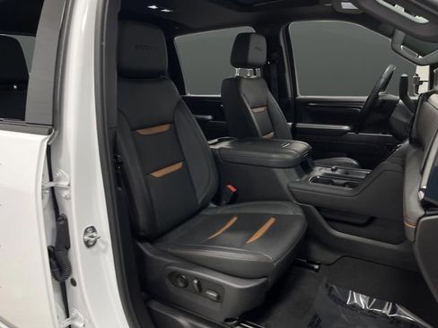 Used 2024 GMC Sierra 3500 AT4 w/ AT4 Premium Plus Package image 34