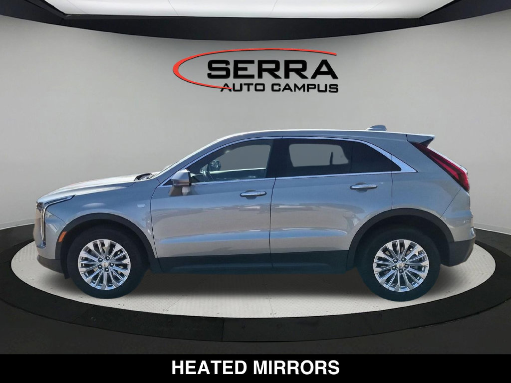 Used 2024 Cadillac XT4 Luxury w/ Cold Weather Package FWD image 10